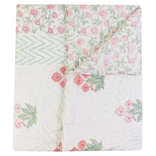Load image into Gallery viewer, Phoebe Quilt