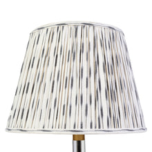 Load image into Gallery viewer, Beatrice Lampshade