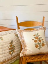 Load image into Gallery viewer, Marigold Quilt